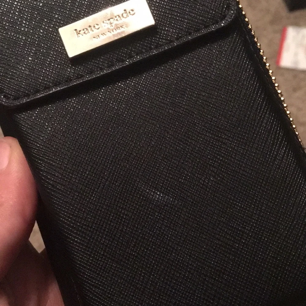 💖 Kate Spade Kirstie‎ Newbury Lane wristlet
